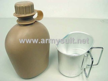 1Qt Canteen Water Bottle wPouch & Cup Digital Desert Camo
