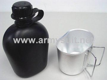 1Qt Canteen Water Bottle wPouch & Cup BK